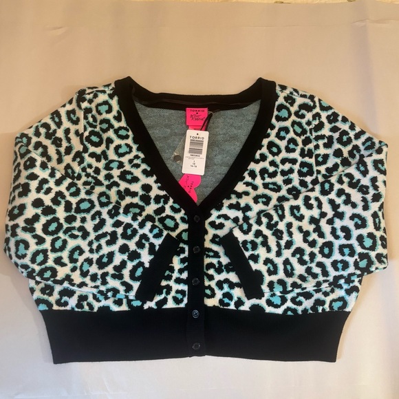 Torrid x Betsey Johnson Leopard Print Crop Cardigan | Size 1 (14–16) XL - Picture 6 of 13